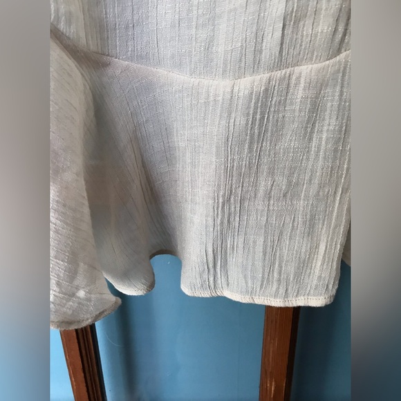 Elegant Cream High Low Skirt - Picture 6 of 7